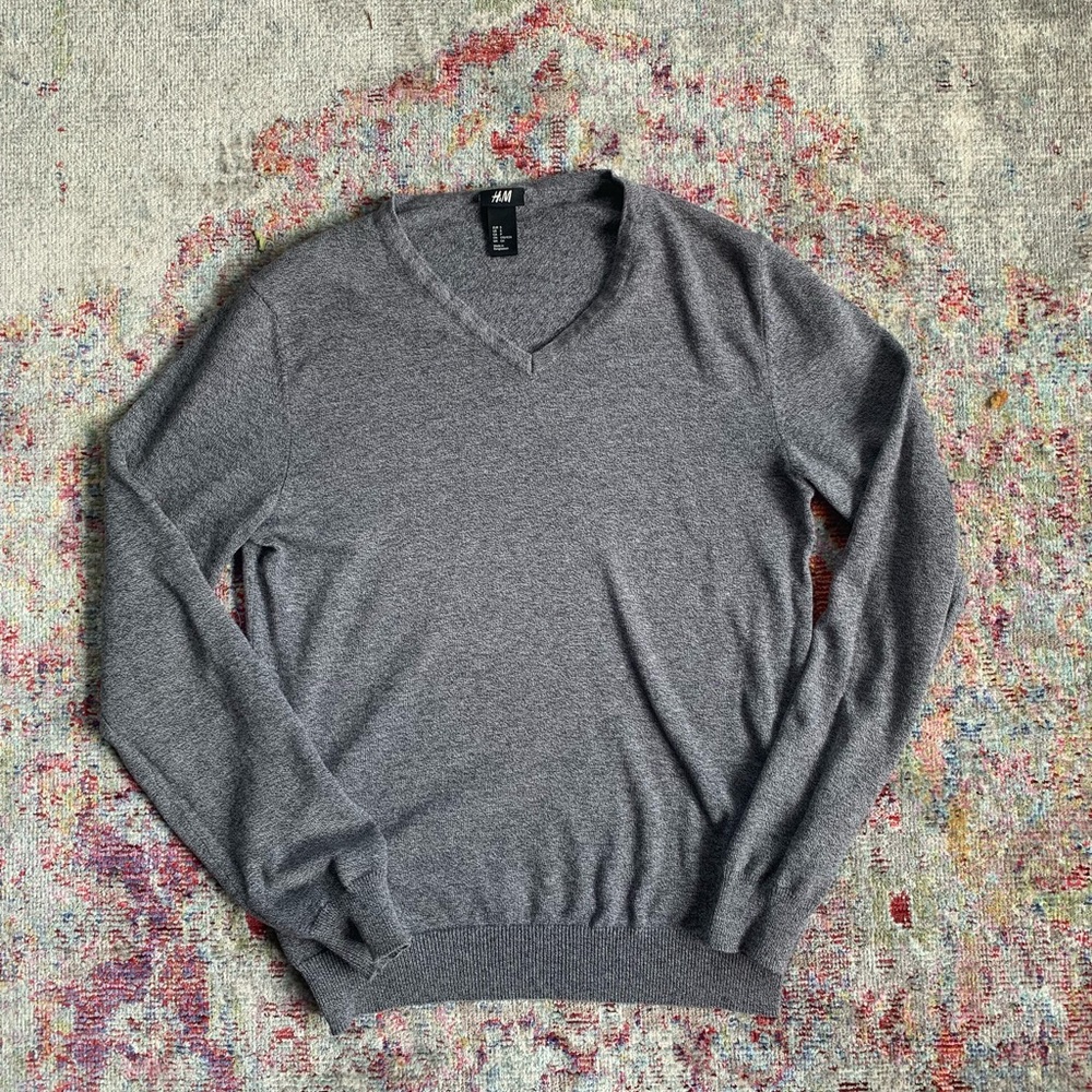 H&M V Neck Mens Sweater